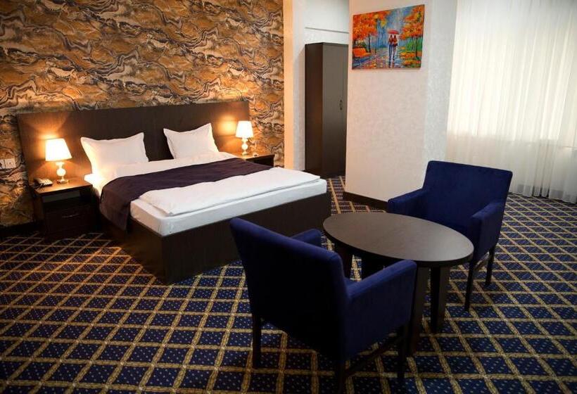 اتاق استاندارد, Kristal Inn