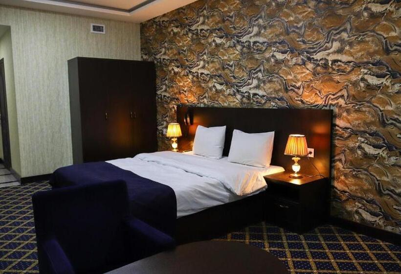 اتاق استاندارد, Kristal Inn