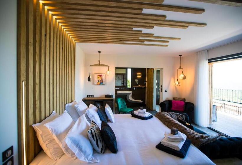 Люкс с гидромассажем, La Cabane De L Hôtel Le Tourisme