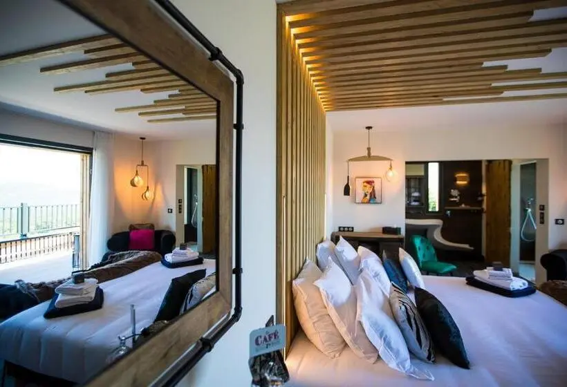 سوئیت با وان آب گرم, La Cabane De L Hôtel Le Tourisme