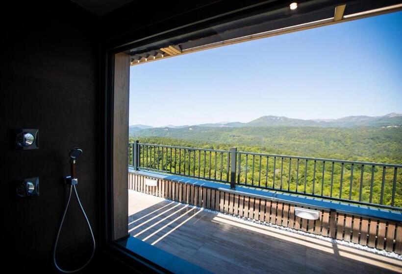Люкс с гидромассажем, La Cabane De L Hôtel Le Tourisme