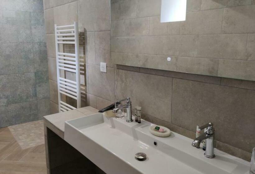 수피리어 룸, Moulin De Fourges