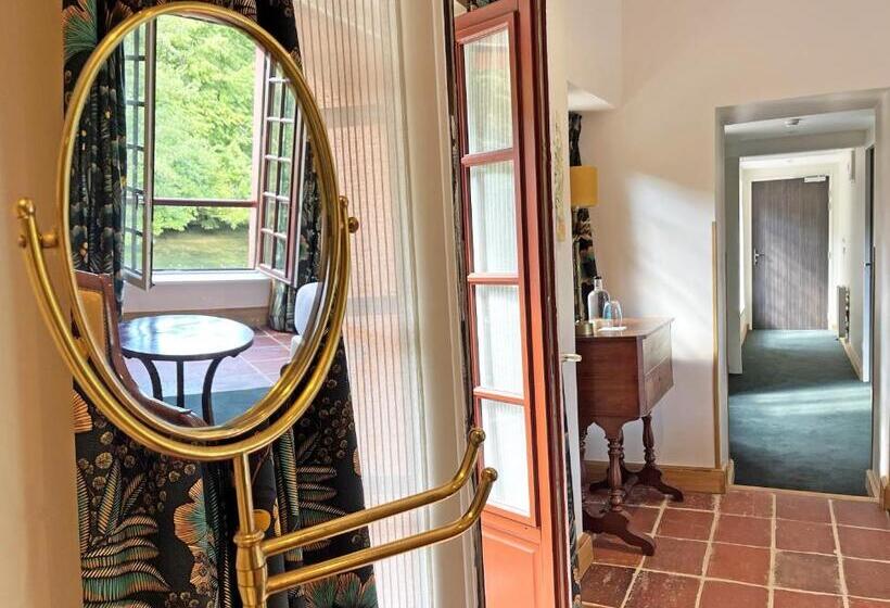 디럭스 스위트 킹 침대, Moulin De Fourges