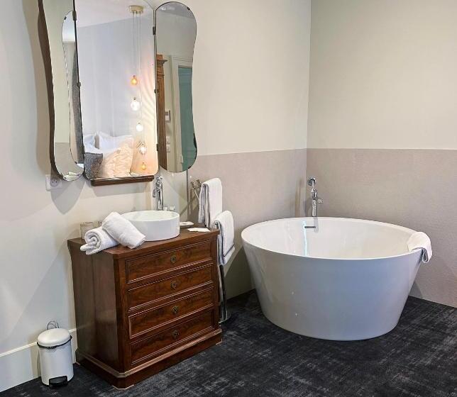 패밀리 스위트, Moulin De Fourges