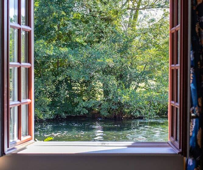 디럭스 스위트, Moulin De Fourges