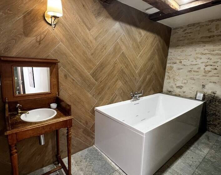 수피리어 룸, Moulin De Fourges