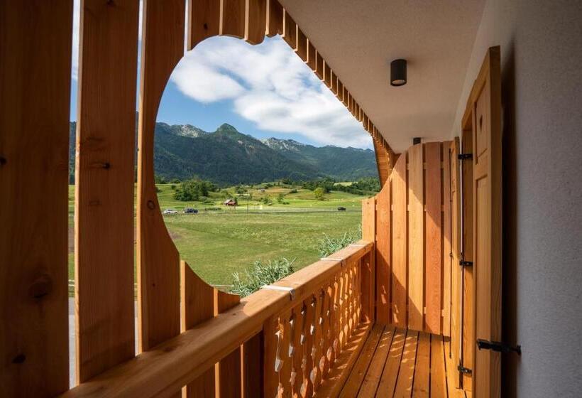اتاق استاندارد با چشم‌انداز کوهستان, Guesthouse & Camping Danica Bohinj