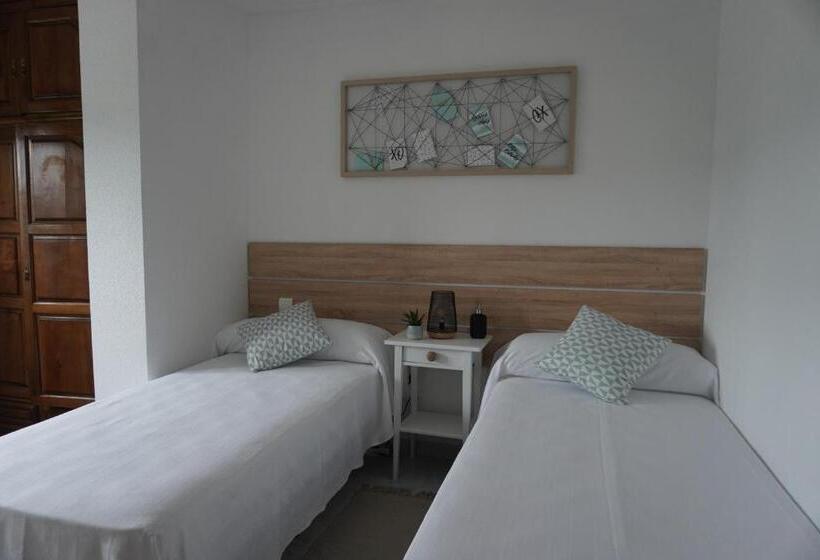 اتاق استاندارد, Hostal La Biela 43