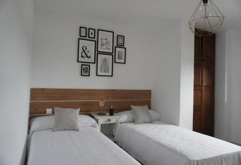 Номер Стандарт, Hostal La Biela 43