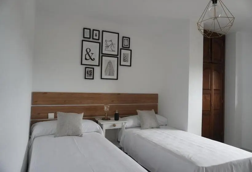اتاق استاندارد, Hostal La Biela 43