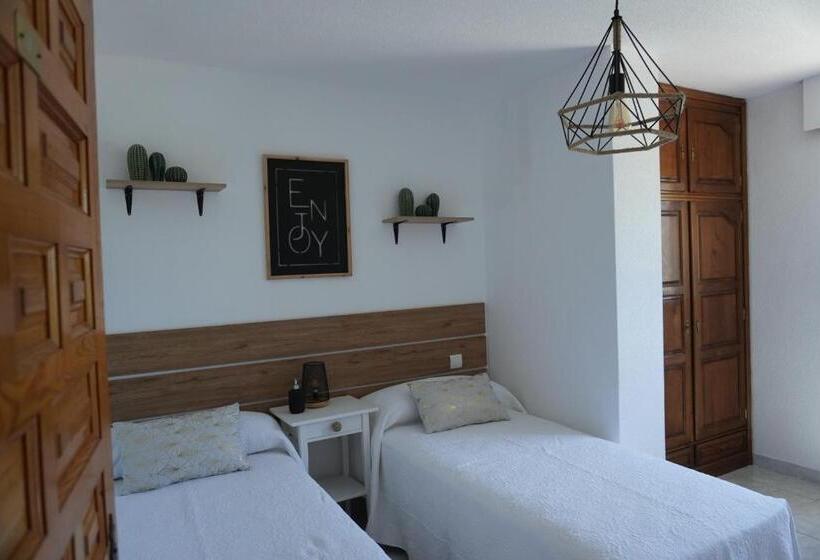 اتاق استاندارد, Hostal La Biela 43