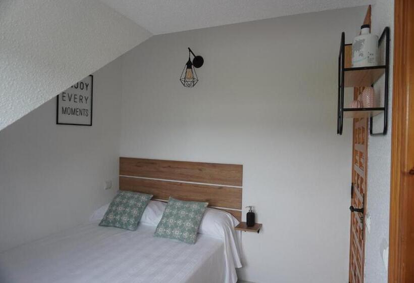 اتاق استاندارد, Hostal La Biela 43