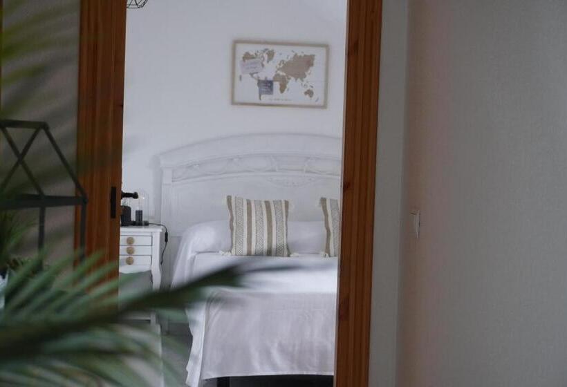 اتاق استاندارد, Hostal La Biela 43