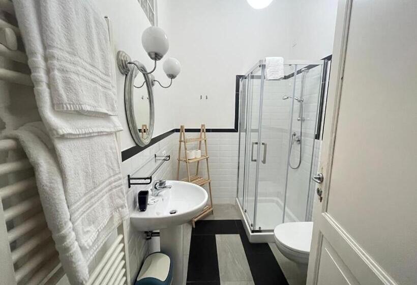 غرفة قياسية, Trainspot Accommodation