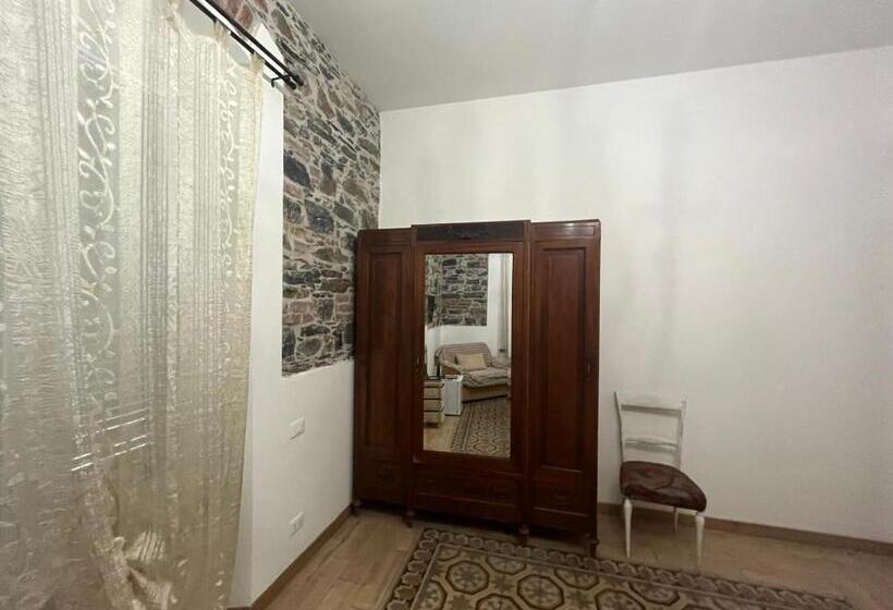 اتاق لوکس, Trainspot Accommodation