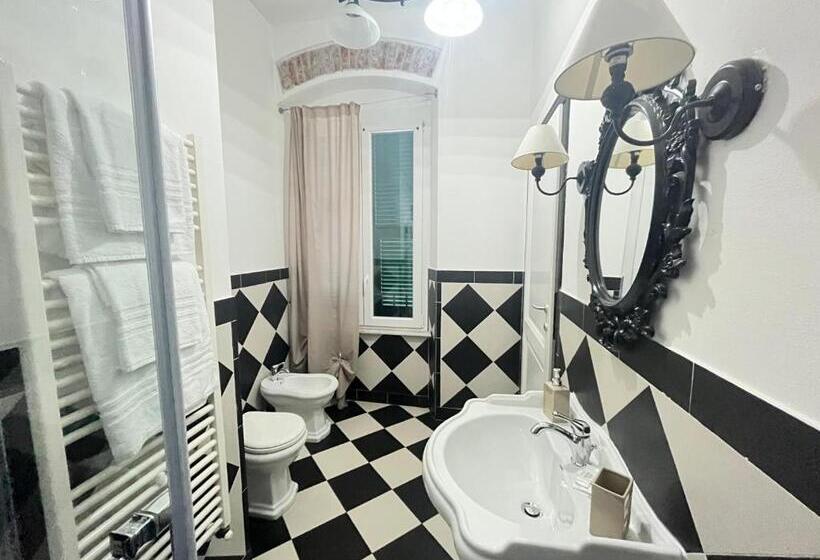 غرفة ديلوكس, Trainspot Accommodation