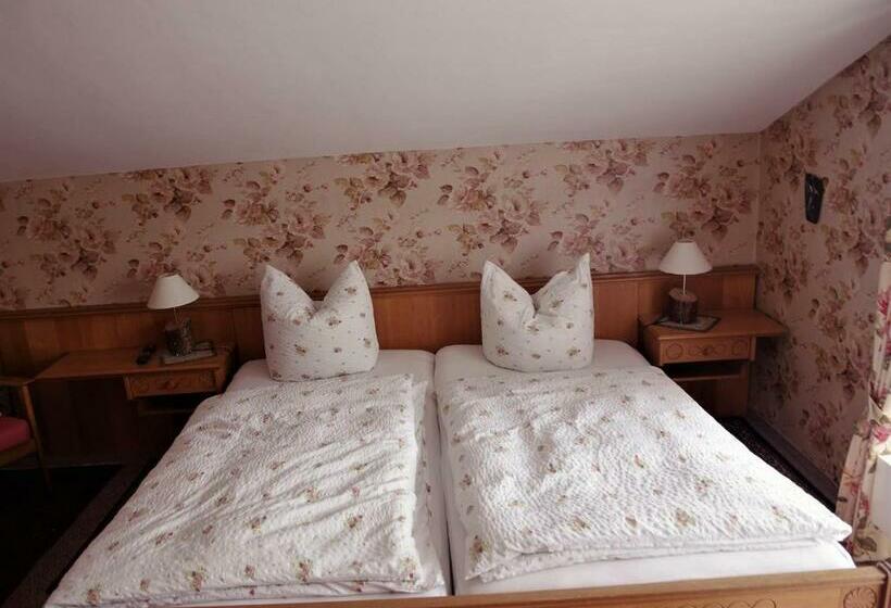 Quarto Estandar, Gästehaus Lödermann