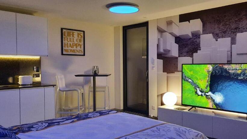 חדר סטנדרט נוף להרים, Alps Spirits   B&b Studio