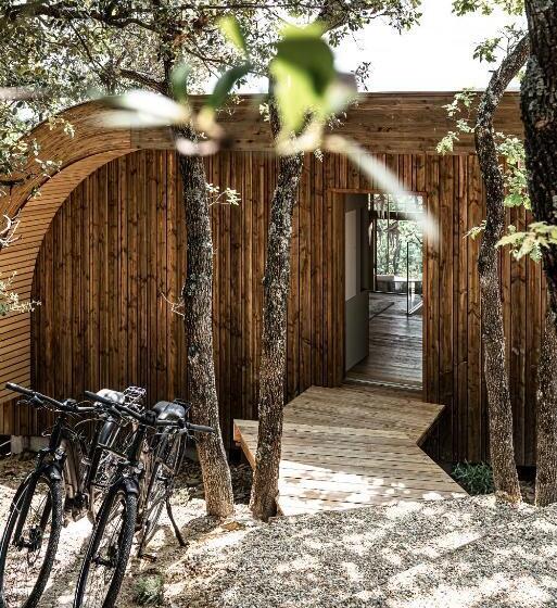 جناح مزود بجاكوزى, Souki ~ Lodges & Spa