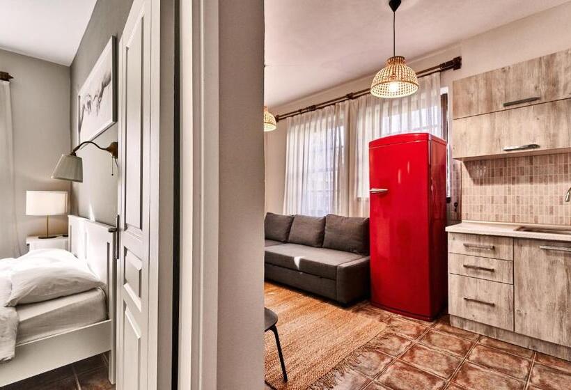 آپارتمان 1 خوابه, Cicerone Apart