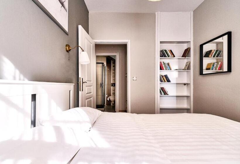 آپارتمان 1 خوابه, Cicerone Apart