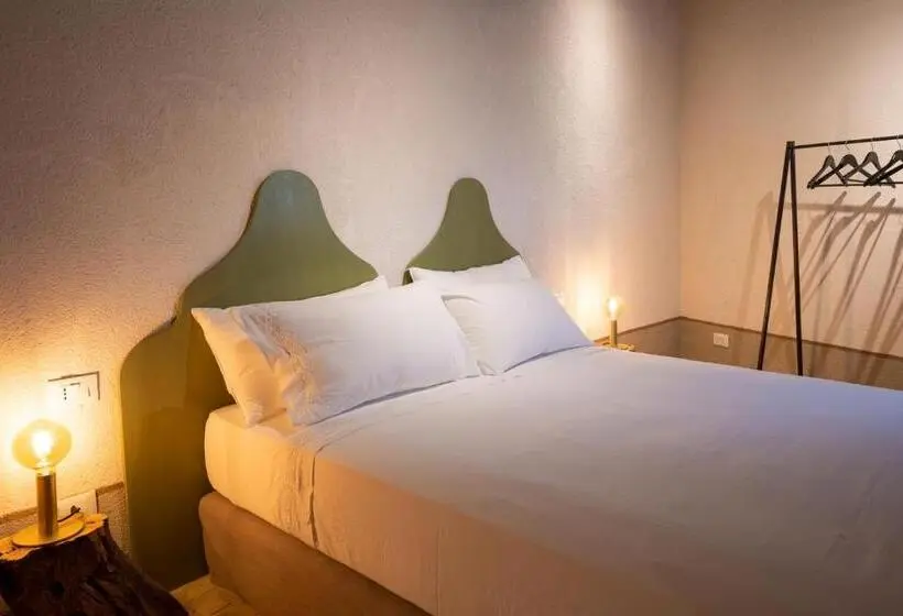 اتاق لوکس, Borgo Delle Pietre
