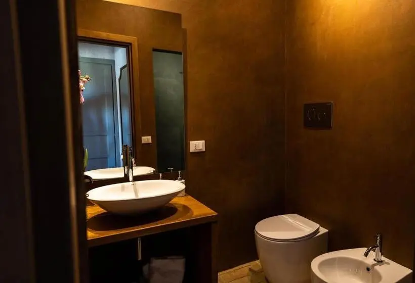 اتاق لوکس, Borgo Delle Pietre
