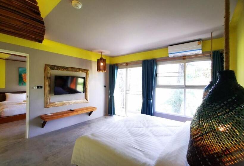 ファミリールーム, Dugong Village Green