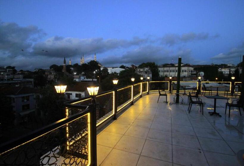 スタンダードルーム, Guler Palas