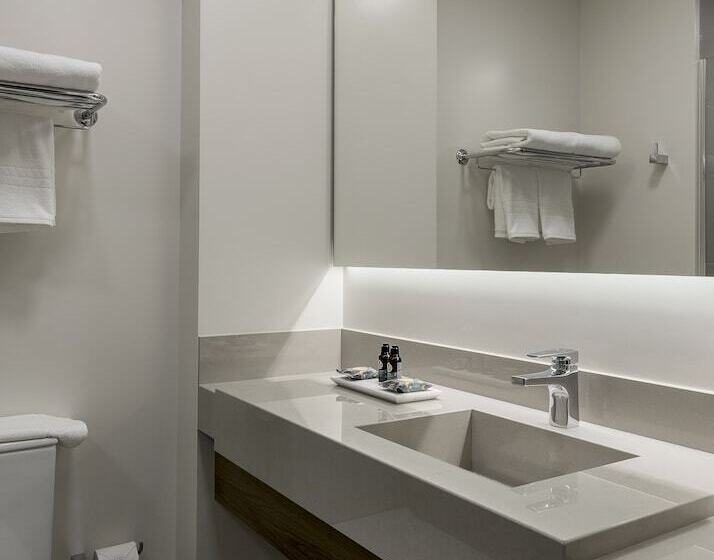 غرفة سوبيريور, Kplatz