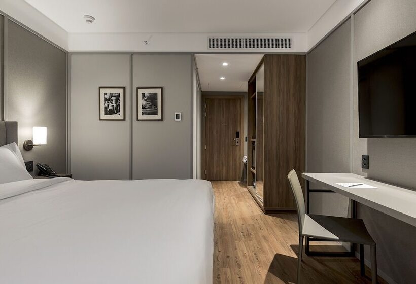 غرفة سوبيريور, Kplatz