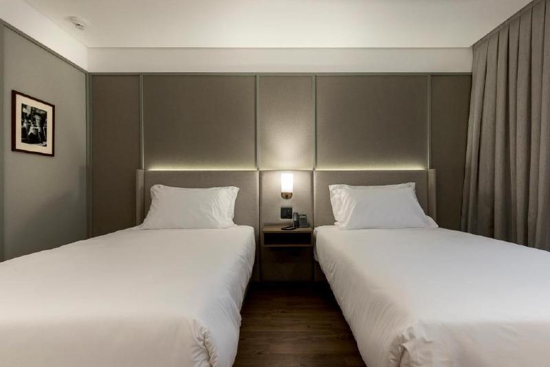 غرفة سوبيريور, Kplatz