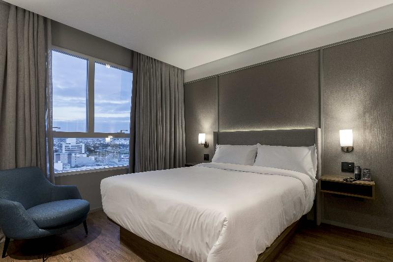 غرفة سوبيريور, Kplatz