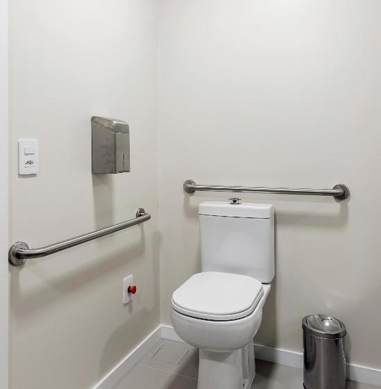 غرفة قياسية لذوى الاحتياجات الخاصة, Kplatz