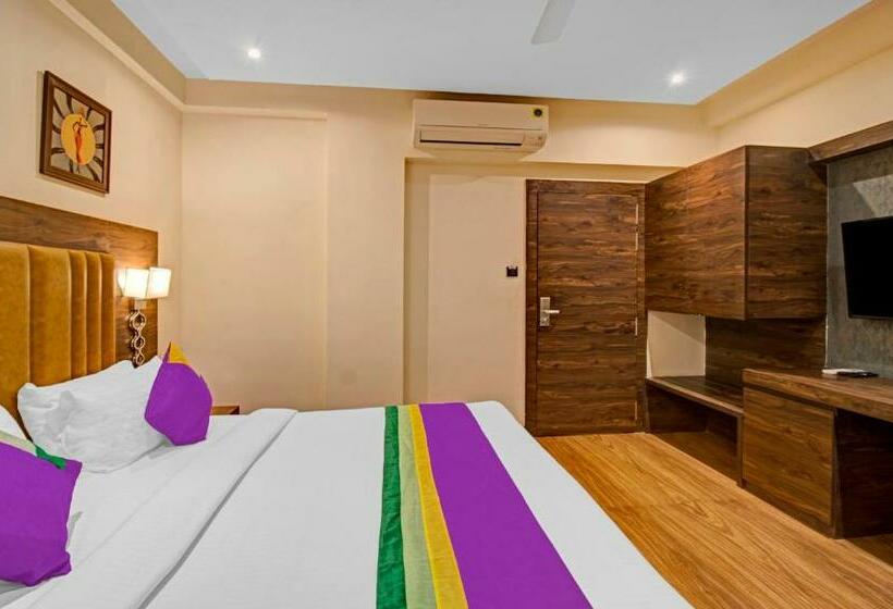 Deluxe Szoba, Treebo Premium Median Inn