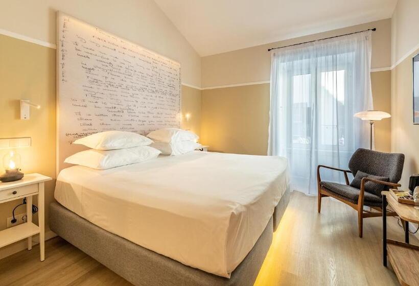 コンフォートルーム, Pestana Fisherman Village