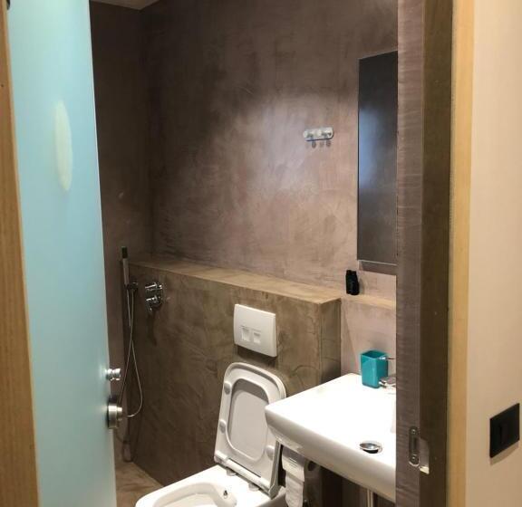 اتاق استاندارد, Ritson