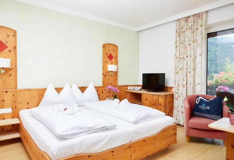 Номер Стандарт Вид на Озеро, Lacus Hotel Am See