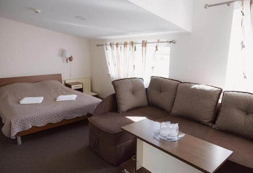 اتاق سوپریور, Motelis Gariūnai