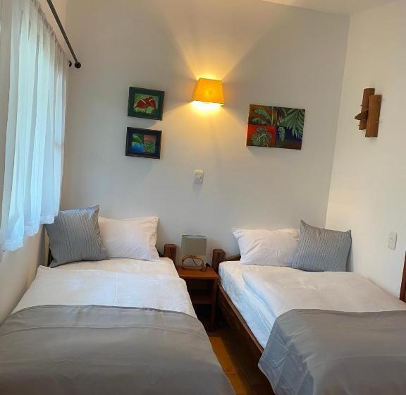 بنجلو قياسى مطلّ علي الحديقة, Drapa Resort