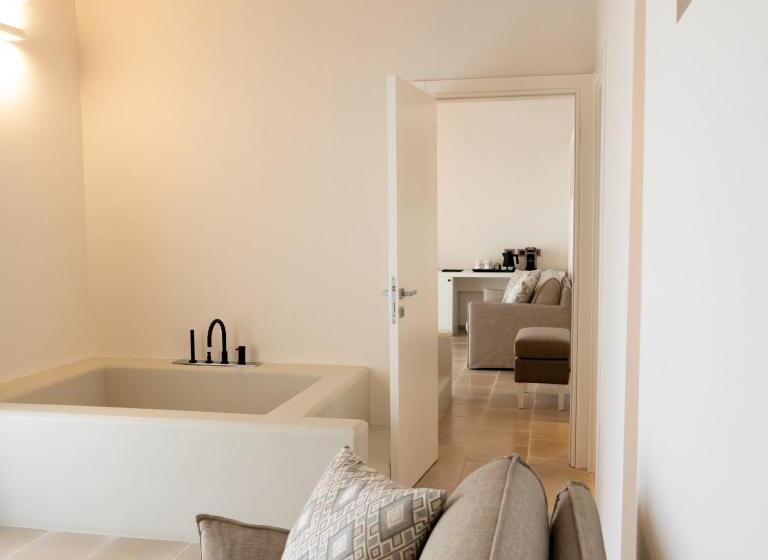 家庭套房, Masseria Corsano