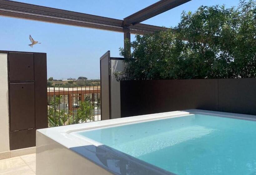 家庭套房, Masseria Corsano