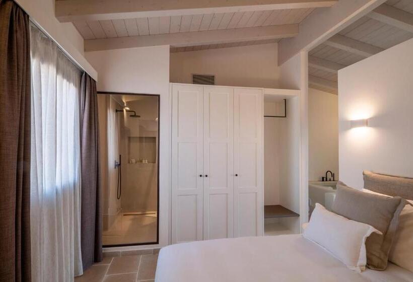 家庭套房, Masseria Corsano