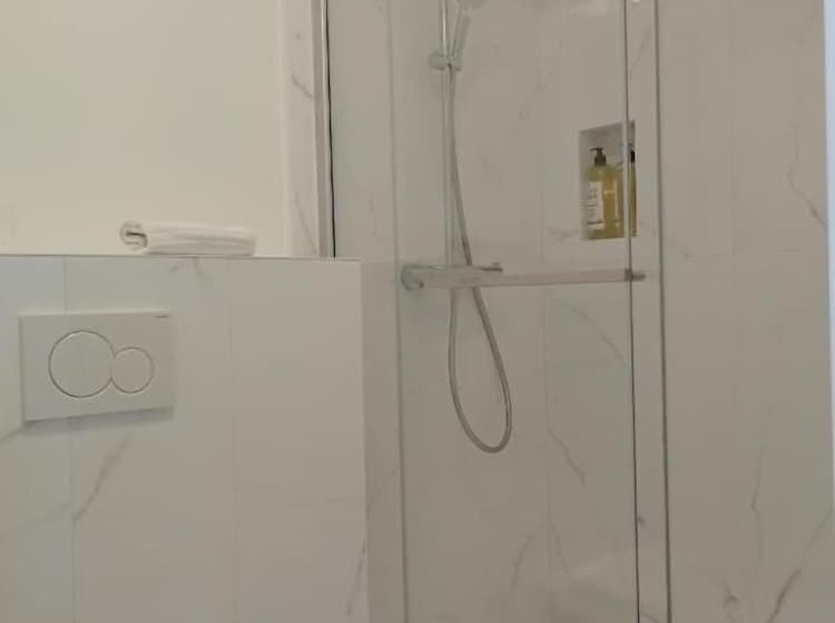 غرفة قياسية, Belle Vue Vieux Port