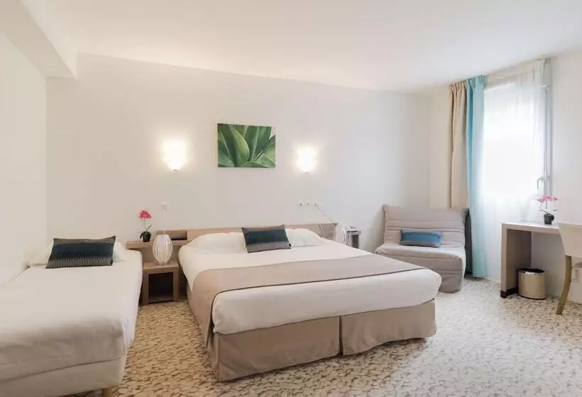 اتاق راحتی, Brit Hotel Alg