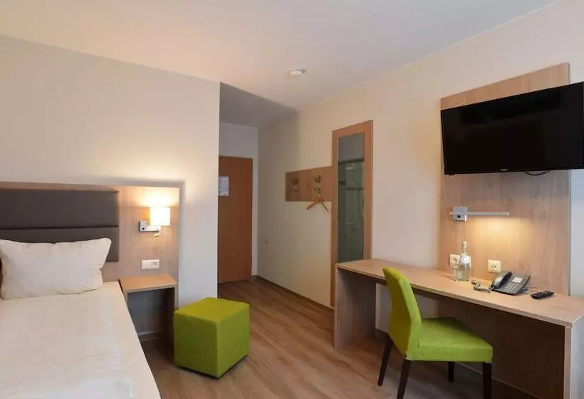 اتاق استاندارد یک نفره, City Hotel Kurfürst Balduin