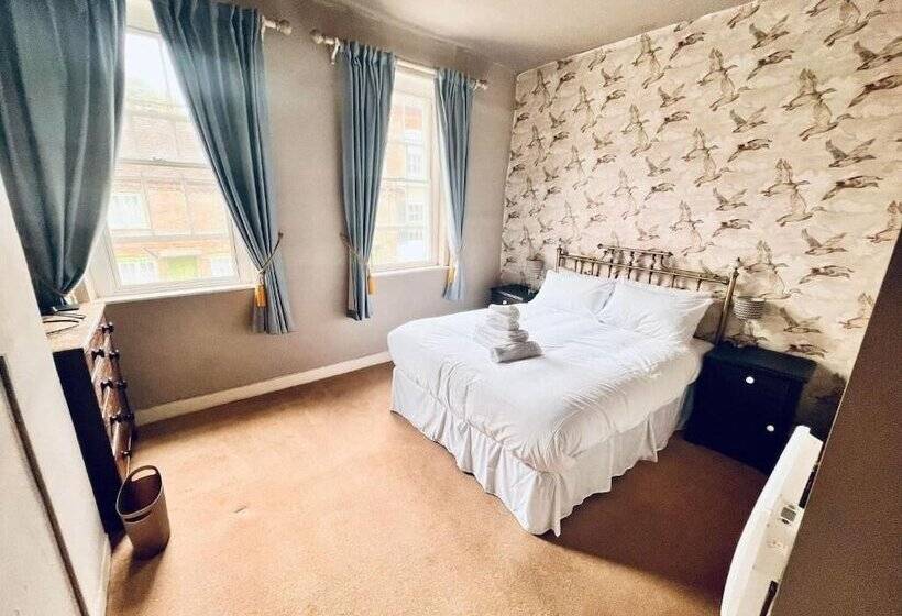 スタンダードルーム, George And Dragon