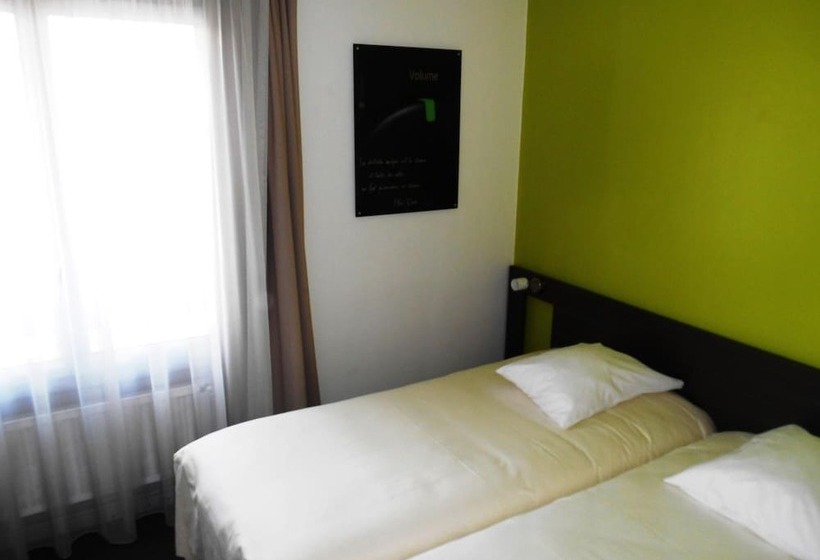 スタンダードルーム, Le Cousture