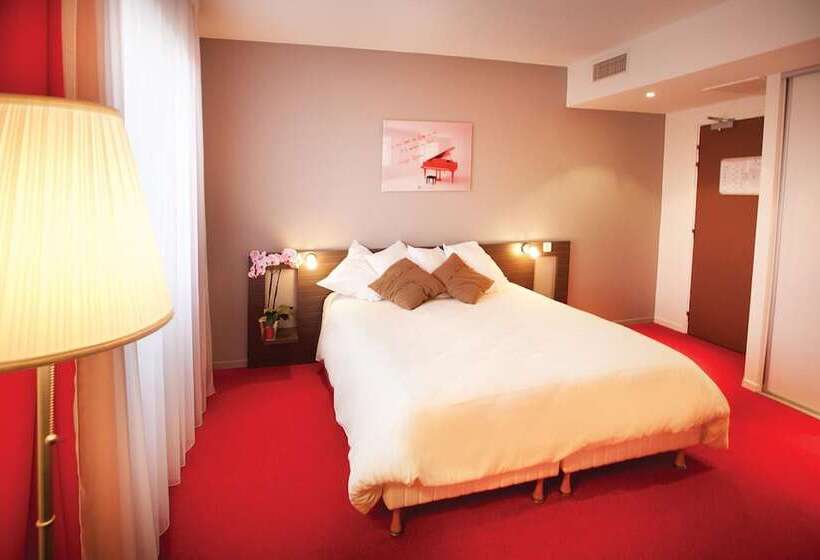 スタンダードルーム, Le Cousture