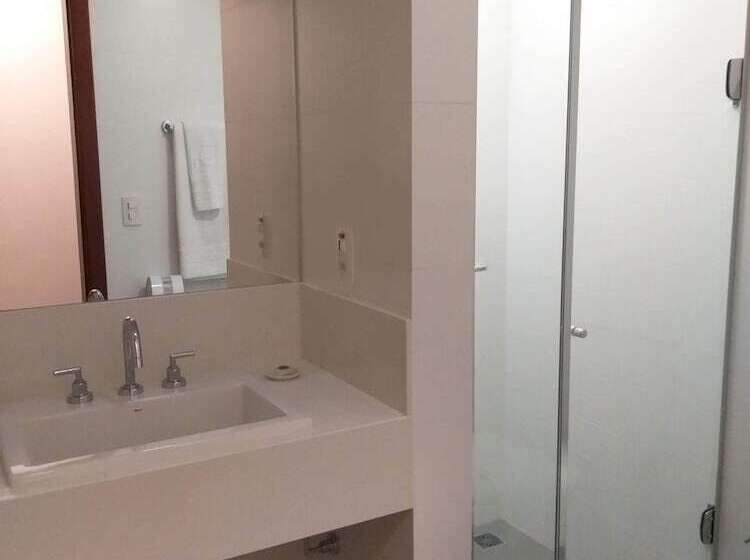 Трехместный Номер Deluxe, Livramento Palace
